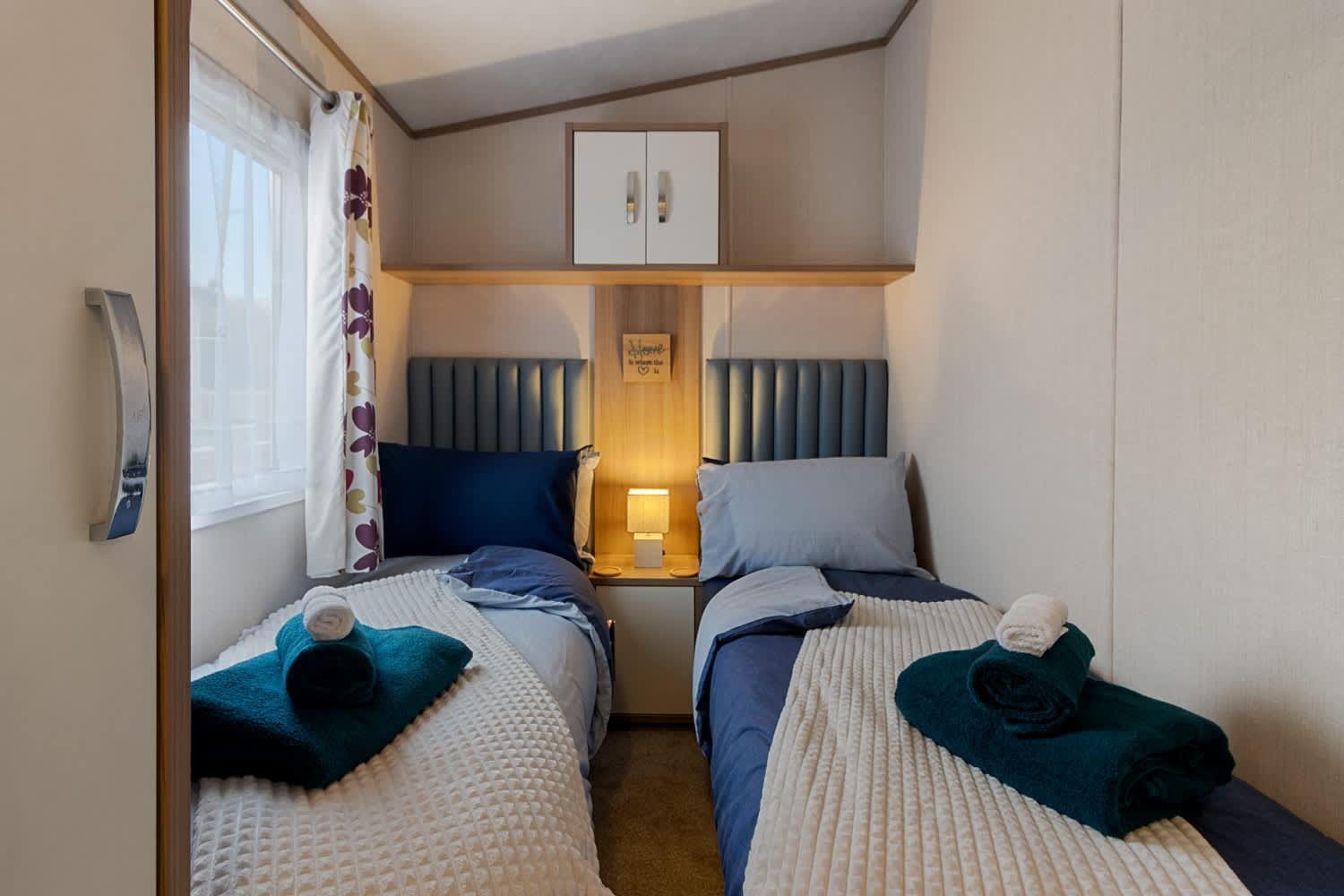 Chalet View - Fishing Lakes, Heated Outdoor Swimming Pool 500yrds *